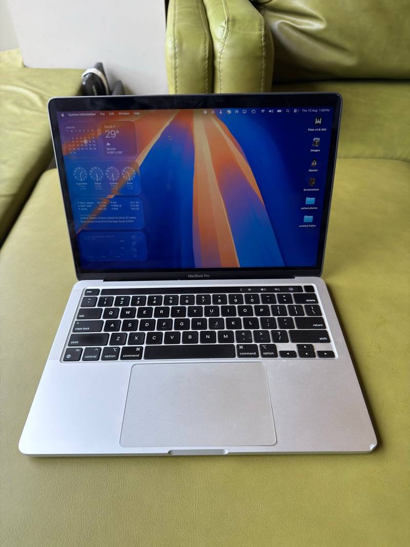 MacBook Pro 13 M1 Touch Bar 8GB 256GB - new display