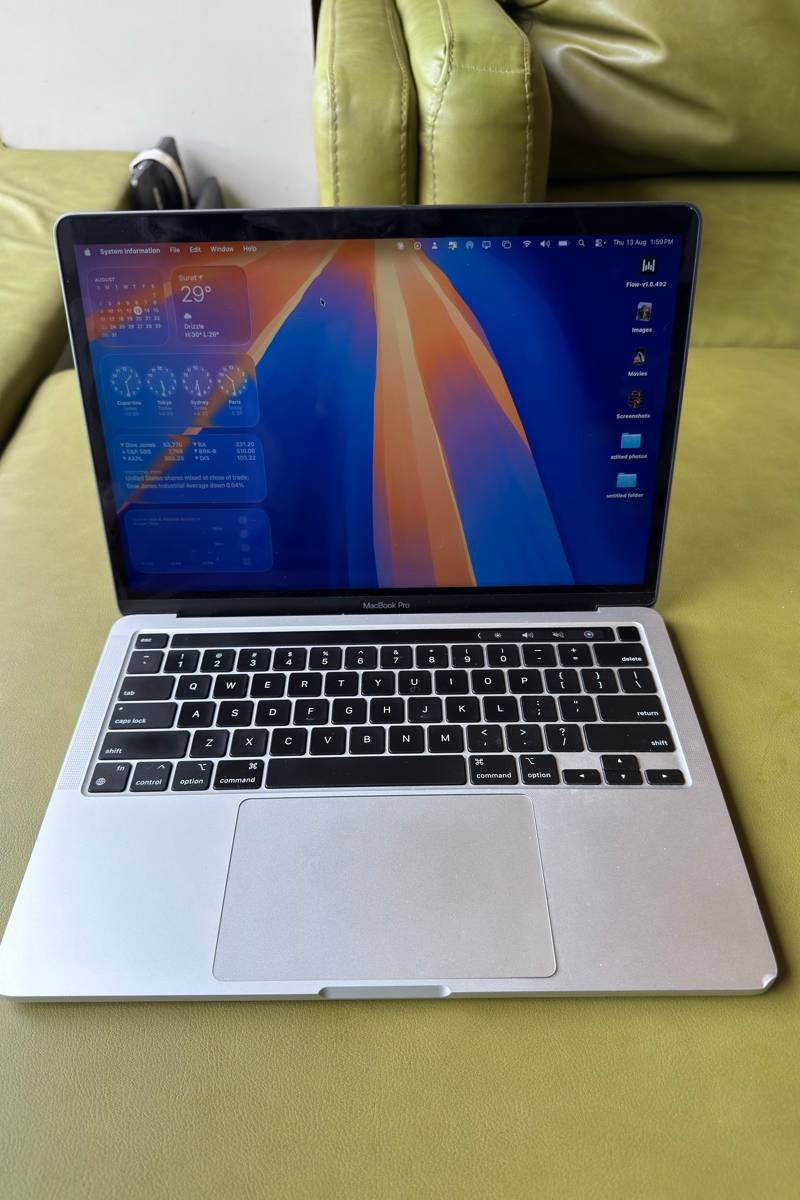 MacBook Pro 13 M1 Touch Bar 8GB 256GB - new display